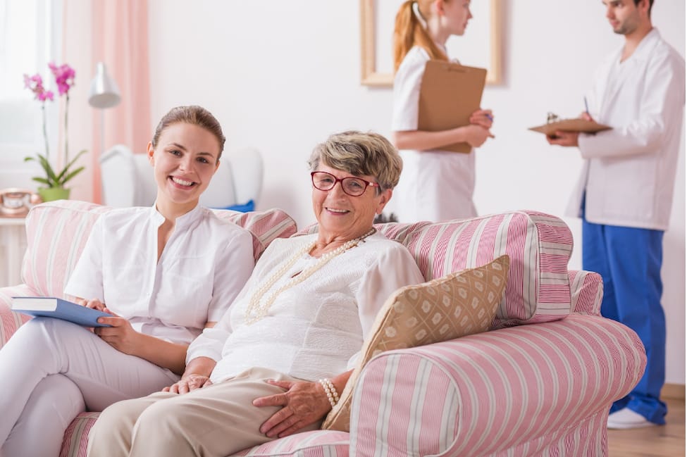 essential steps to take when transitiong your parent to a senior living community