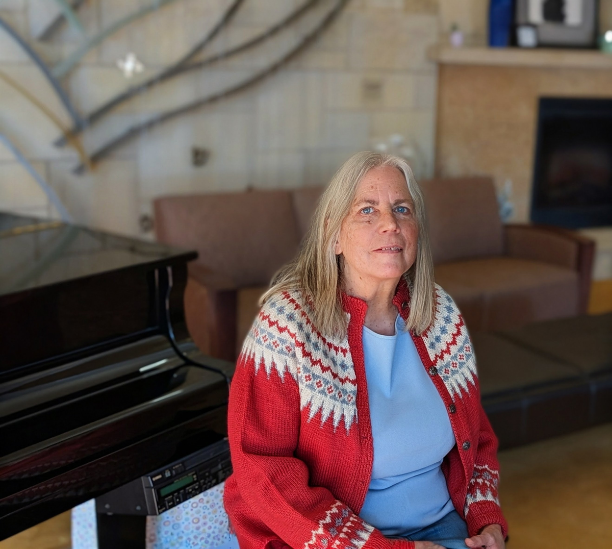 Wendy Hedberg Sholom Caregiver of 48 years has just retired